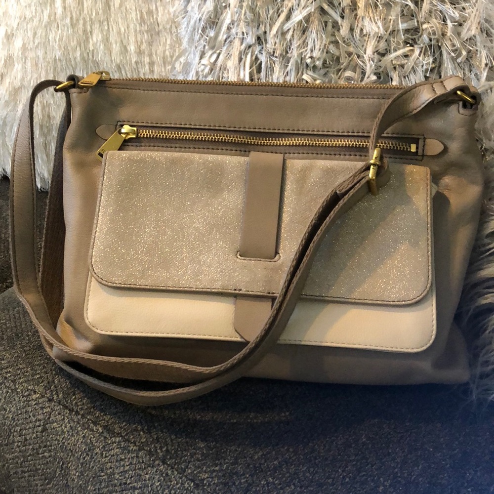 Fossil cross body bag